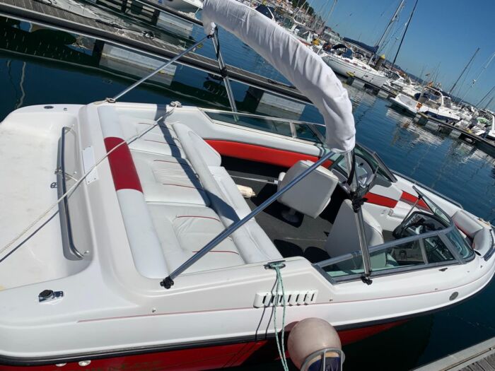 Barco de motor CROWLINE 19 - Imagen 2