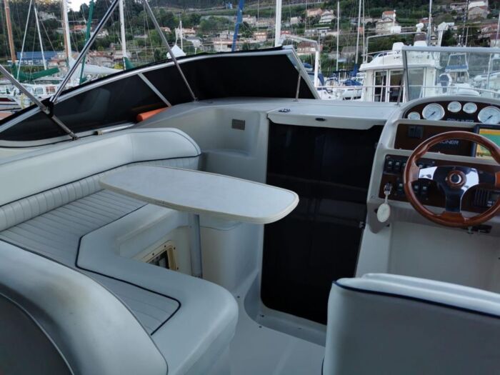 Barco de motor BAYLINER - Imagen 9