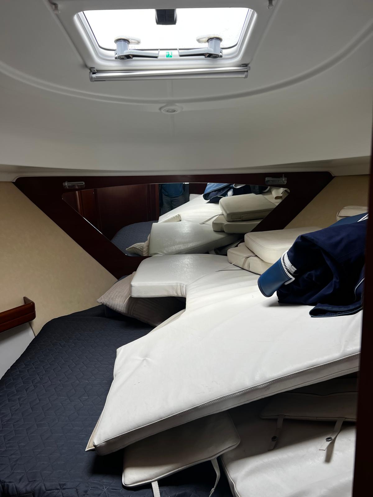 BENETEAU ANTARES 9.80 - Imagen 10